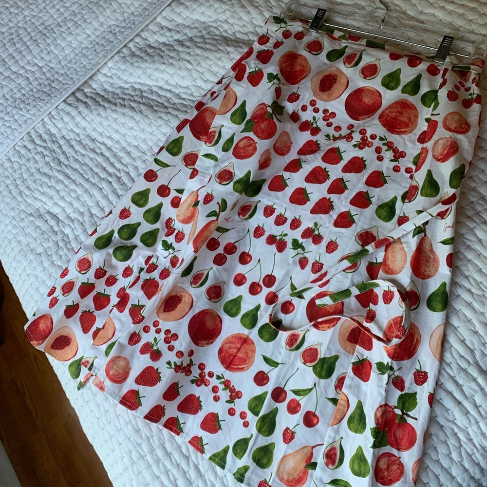 Lisa Says Gah! Capri Fruit Print Women's Wrap Skirt